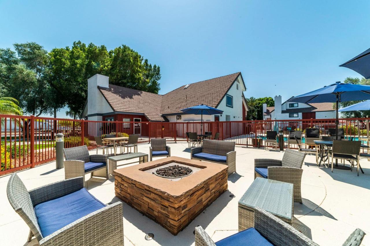 Metro Phx Downstairs Studio Sleeps 4 Ada Accessible Phoenix Bagian luar foto