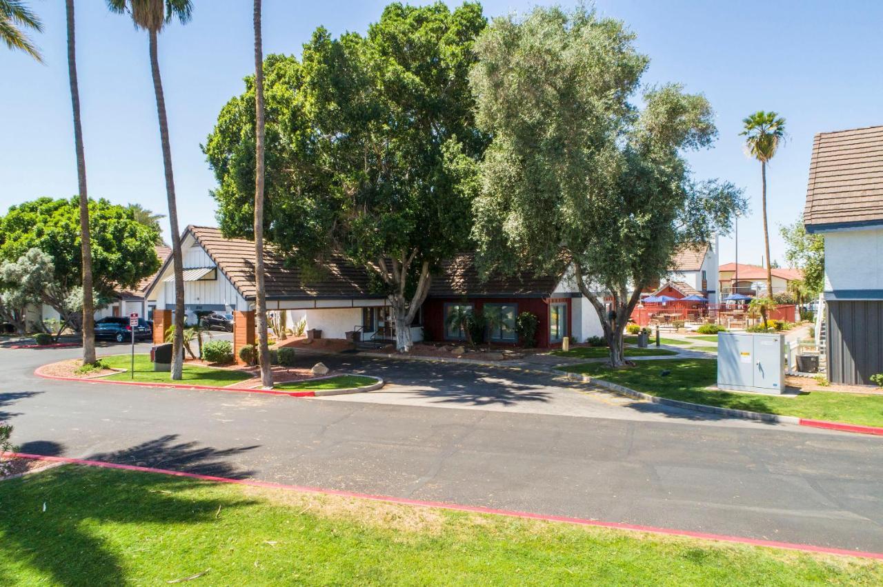 Metro Phx Downstairs Studio Sleeps 4 Ada Accessible Phoenix Bagian luar foto